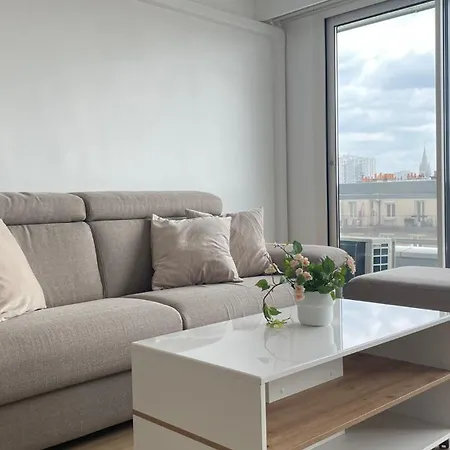 Cosy 3P Belleville Paris 20 *